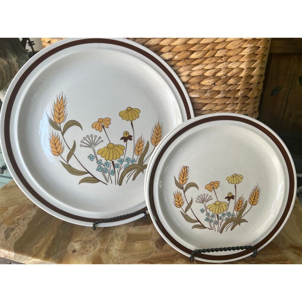 Wheat & Flower Serving Plate & Matching Plates